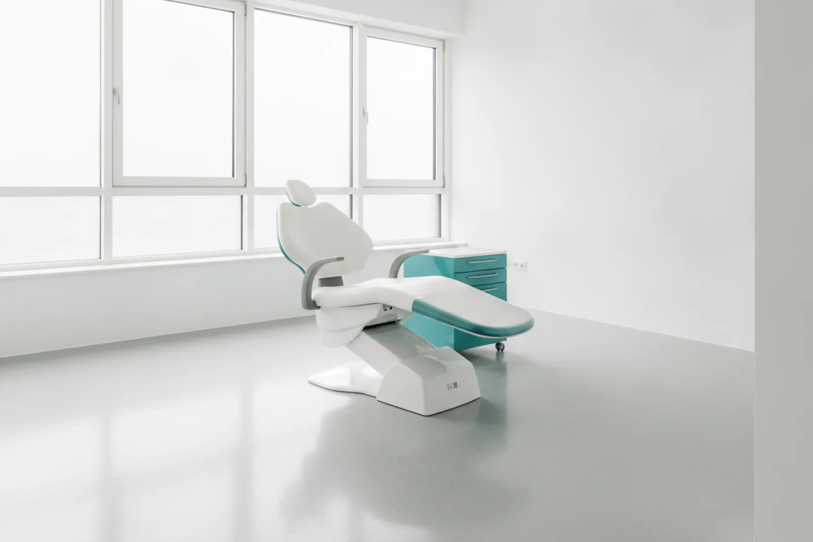 Studio dentistico moderno della Clinica Dentaria Tirana
